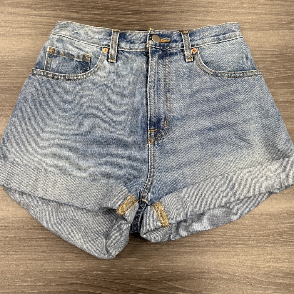 BDG Urban Outfitters MOM High Rise Denim Jeans Shorts Women’s Size 27